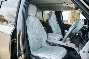Land Rover Defender P300 2024