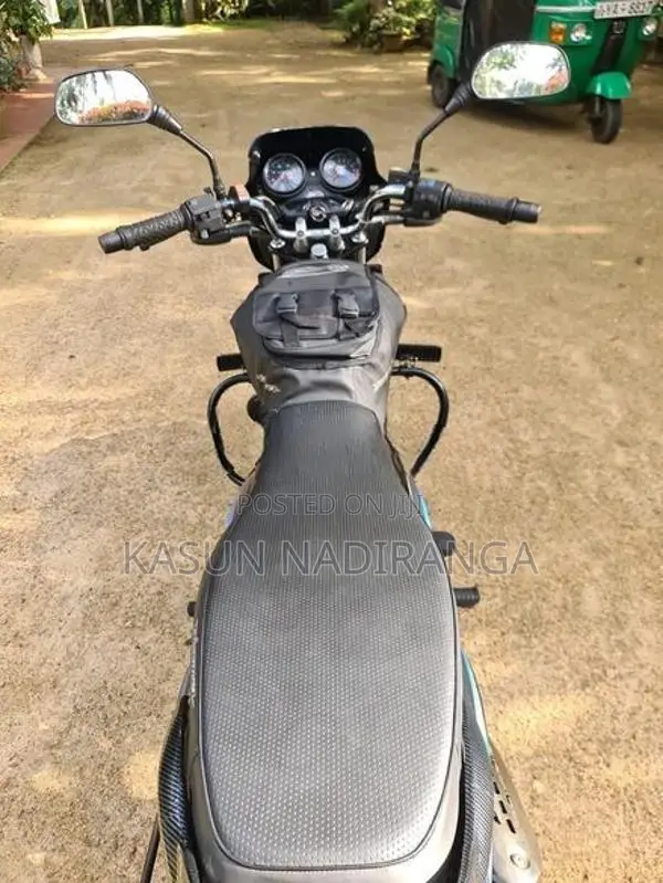 Bajaj Discover 2008