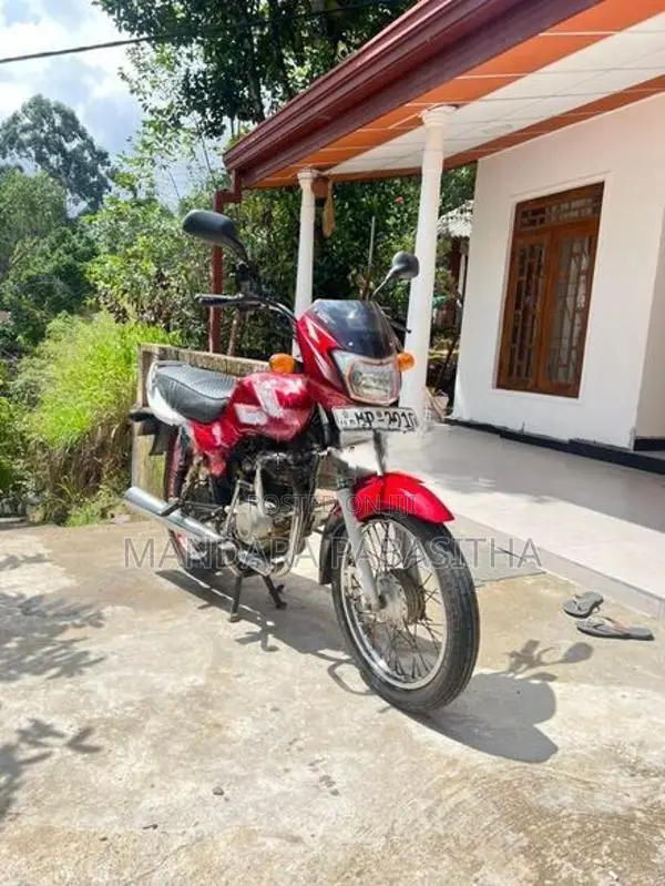 Bajaj CT100 2006