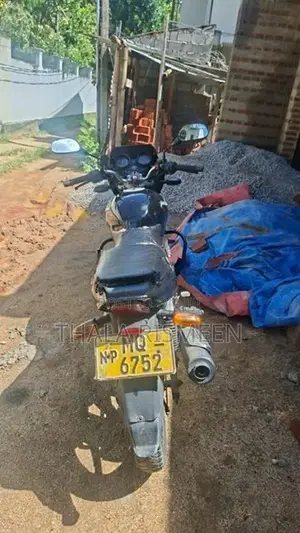 Bajaj Pulsar 180 2007