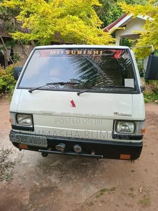 Mitsubishi Delica 1981