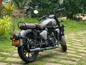 Royal Enfield Classic 350 2024