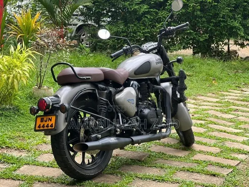 Royal Enfield Classic 350 2024