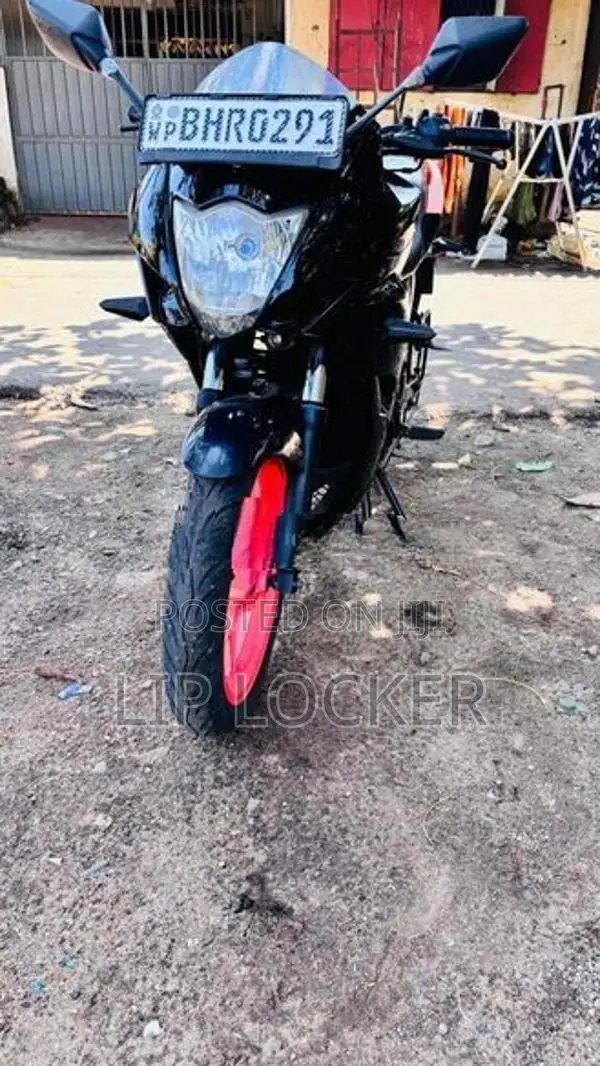Suzuki Gixxer SF Black 2019
