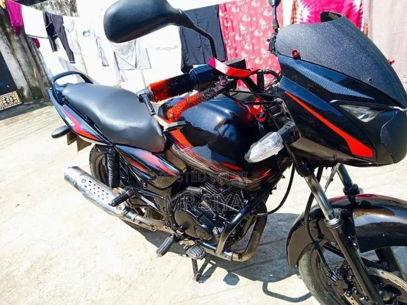 Bajaj Pulsar 150 2006