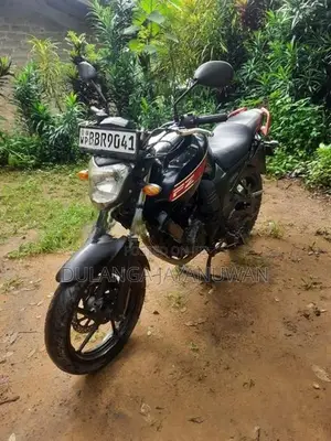 Yamaha FZS V1 2014