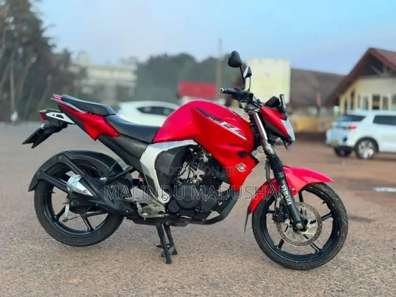 Yamaha FZ S 2016