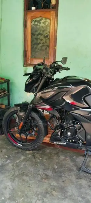 Bajaj Pulsar N160 2025