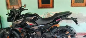 Bajaj Pulsar N160 2025