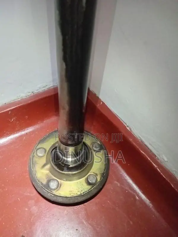 Dolphin Axle
