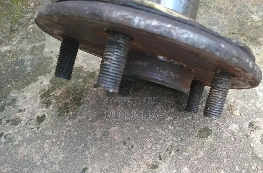 Dolphin Axle