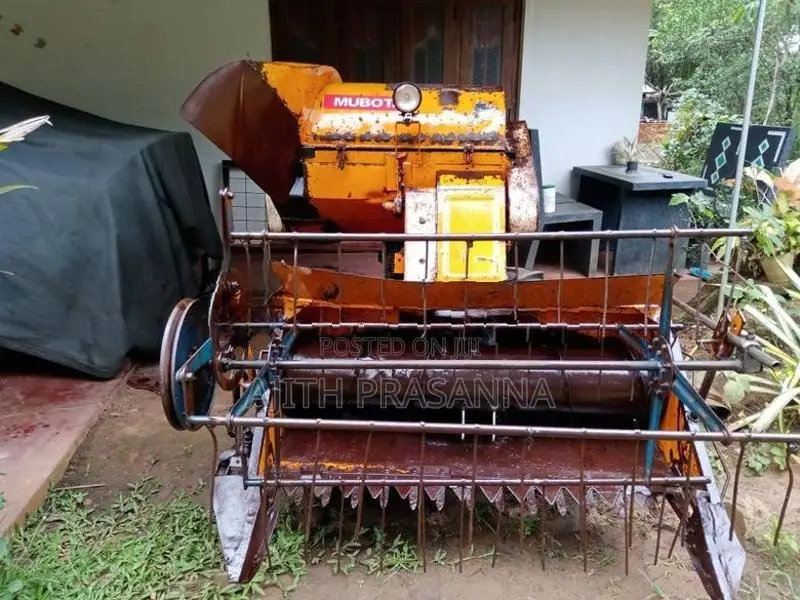 Mubota Harvester 2005