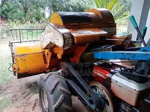 Mubota Harvester 2005