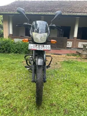 Bajaj Platina 100 2015