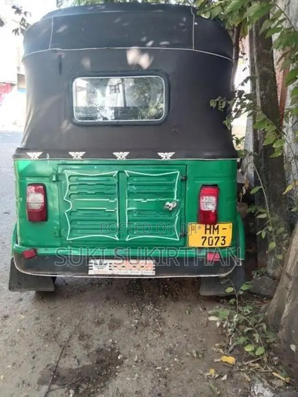 Bajaj RE 2003