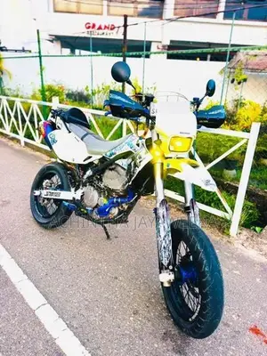 Kawasaki D Tracker 2010