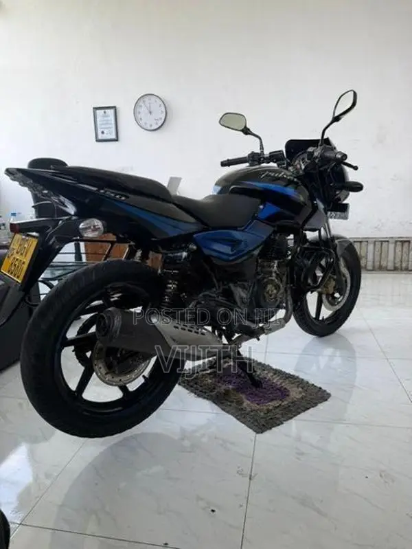 Bajaj Pulsar 150 2018