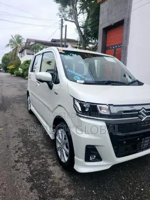 Suzuki Wagon R Custom Z WITH 4 WAY 2025