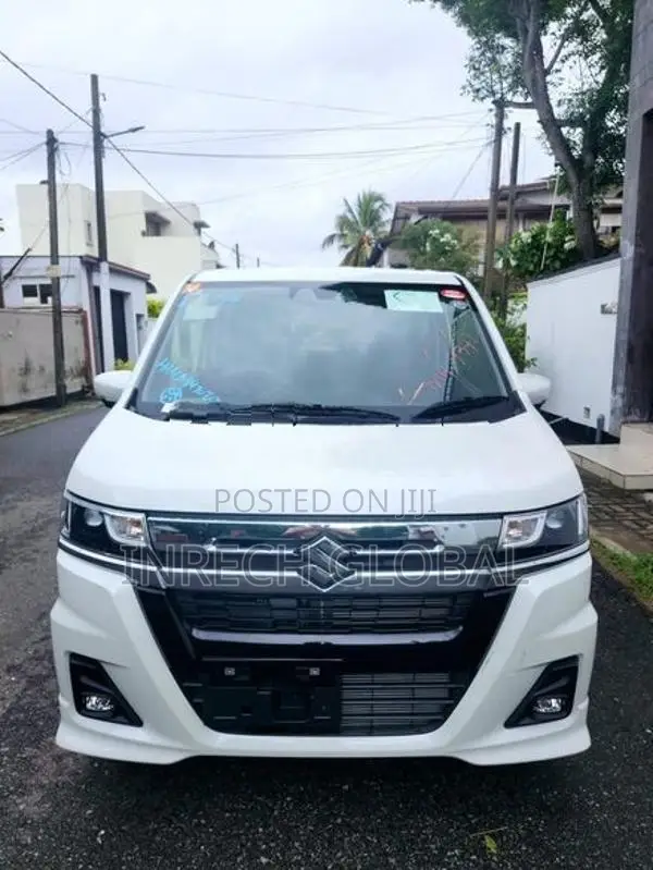 Suzuki Wagon R Custom Z WITH 4 WAY 2025
