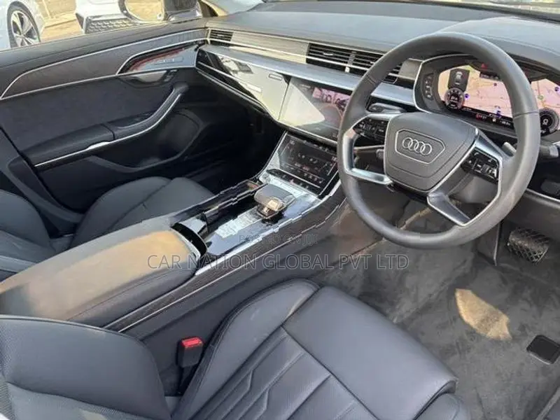 Audi A8 55 TFSI quattro 2025
