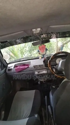 Maruti Suzuki 800 2006