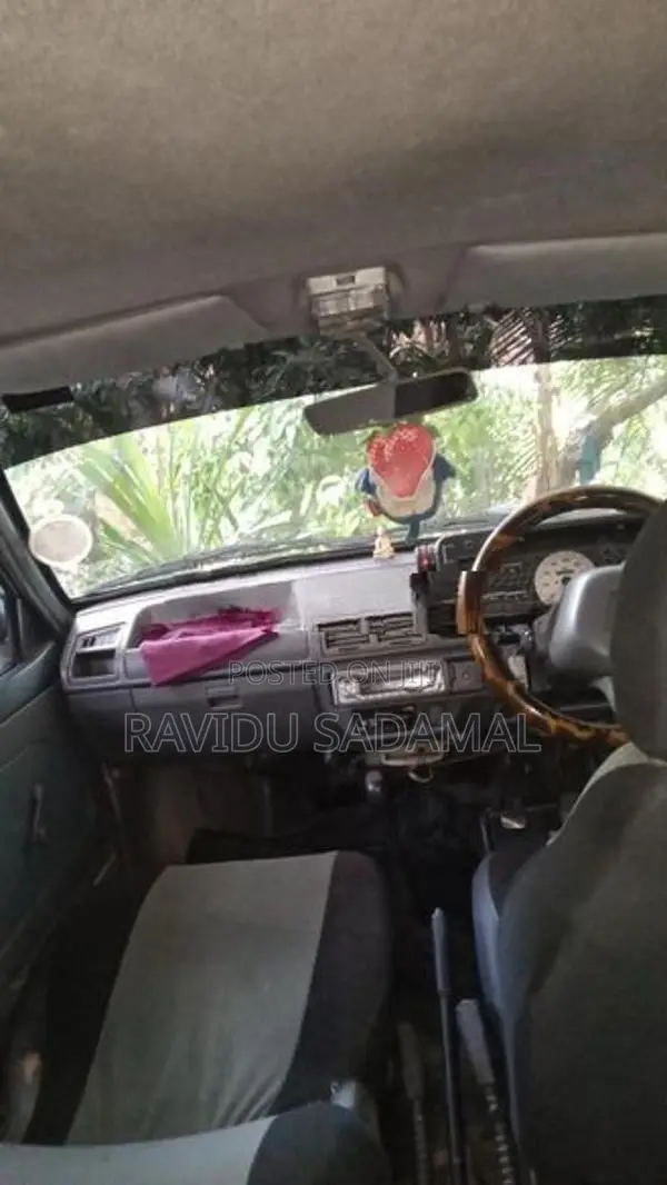 Maruti Suzuki 800 2006