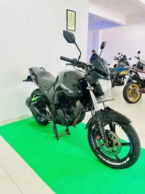 Yamaha FZS V1 2011