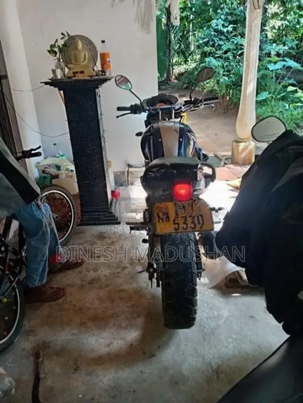 Yamaha FZ 2013