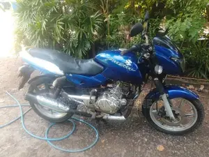 Bajaj Pulsar 150 2004