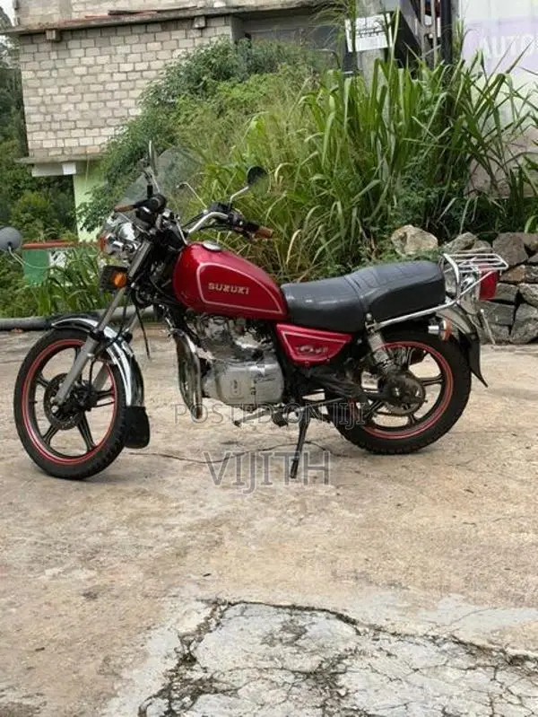 Suzuki GN 125 2020