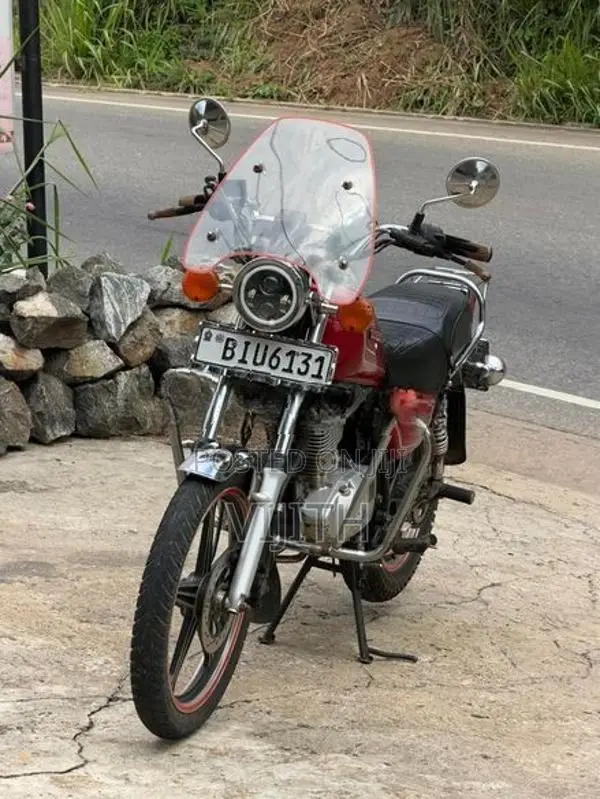Suzuki GN 125 2020