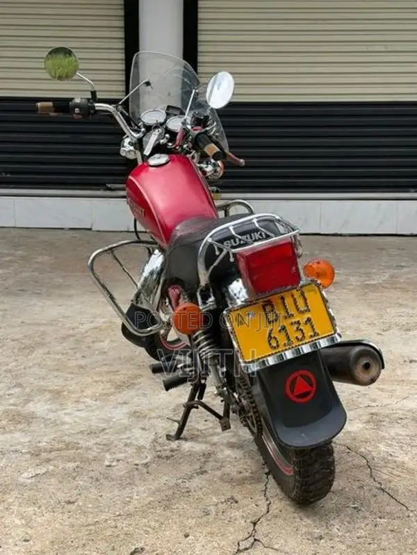 Suzuki GN 125 2020