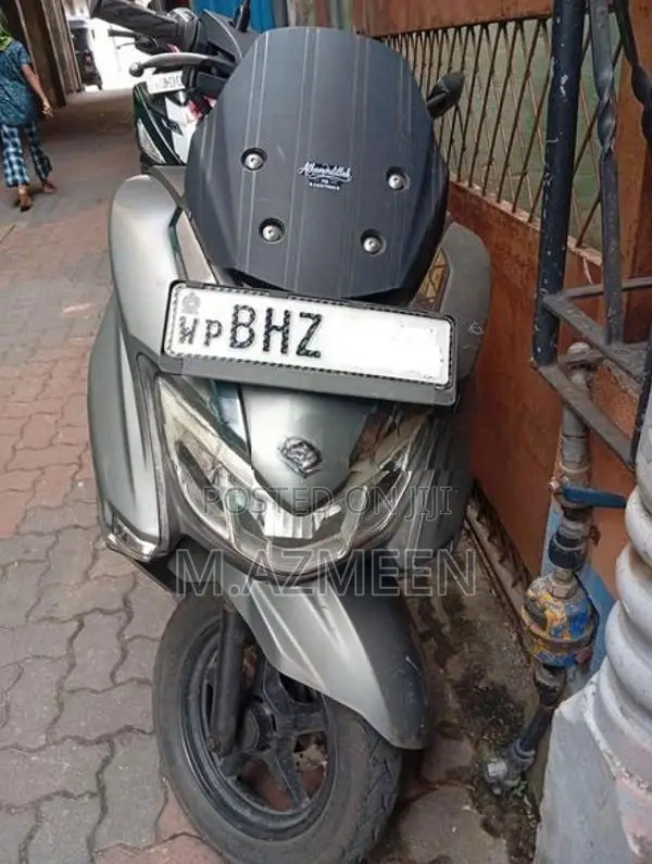 Suzuki Burgman 2019