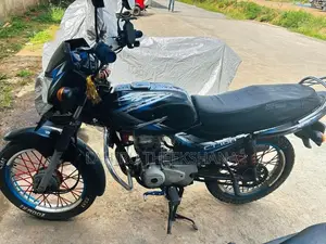 Bajaj CT100 2015