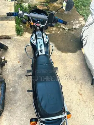 Bajaj CT100 2015