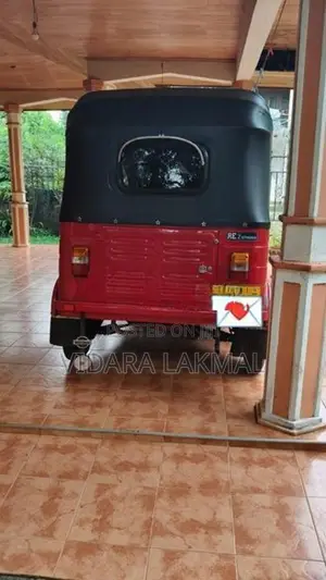 Bajaj RE 2004