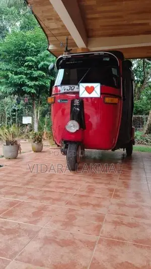 Bajaj RE 2004