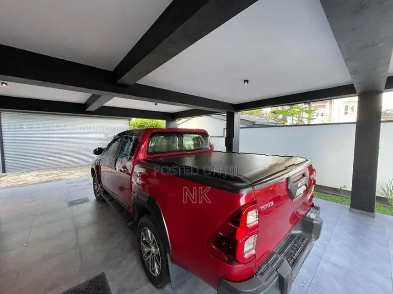 Toyota Hilux 2015