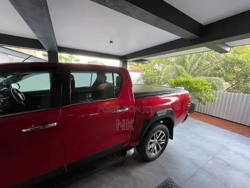 Toyota Hilux 2015