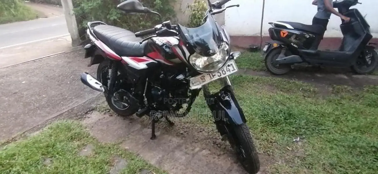 Bajaj Discover 125 2024