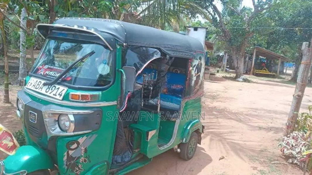 Bajaj RE 2014