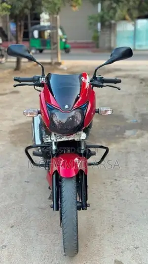Bajaj Pulsar 200 2011