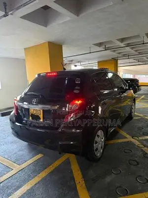 Toyota Vitz 2015