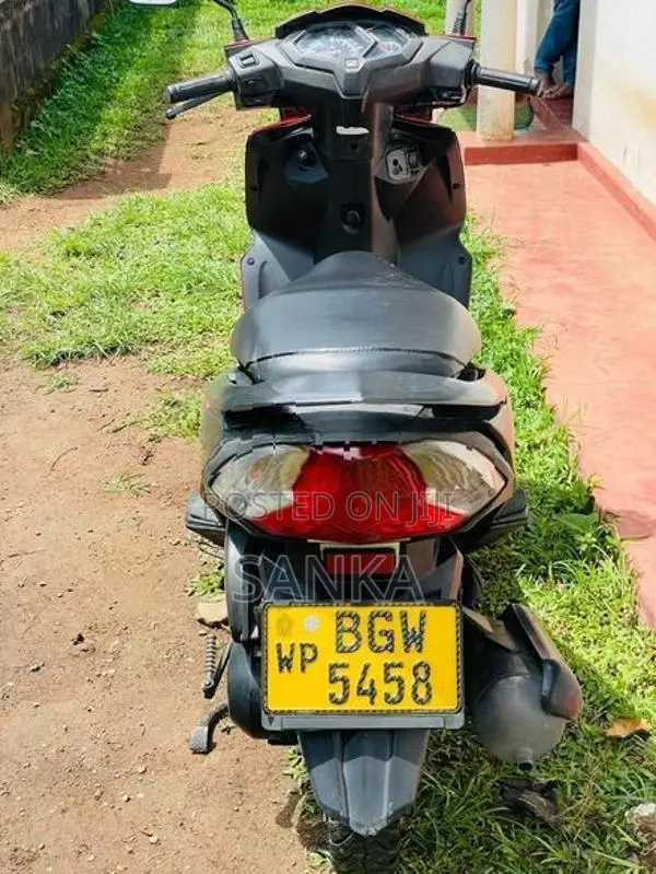 Honda Dio 2018