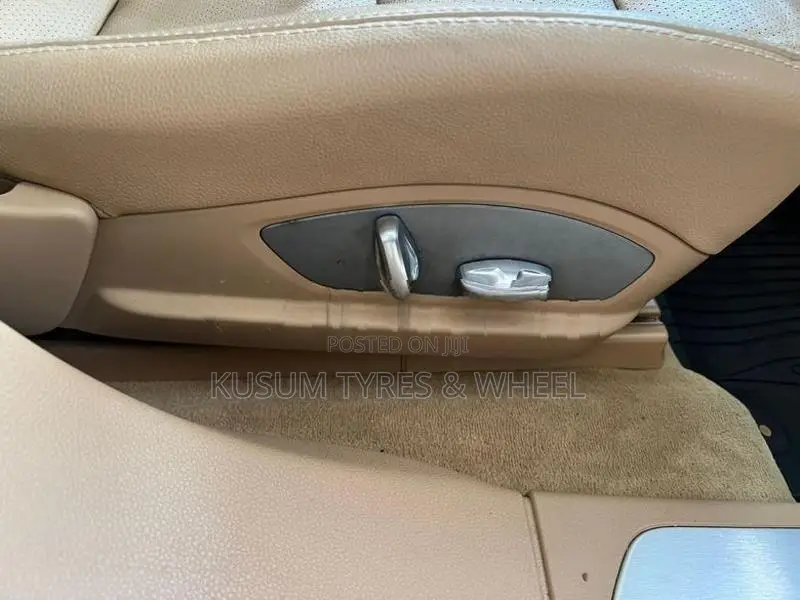 Porsche Panamera S 3L Twin Turbo 2013