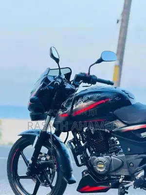 Bajaj Pulsar 180 2017