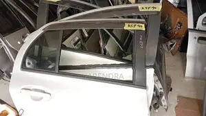 Toyota Vitz KSP90 Complete Doors