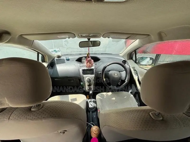 Toyota Vitz 2007