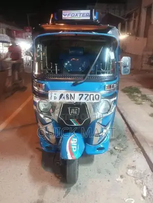 Bajaj RE 2018