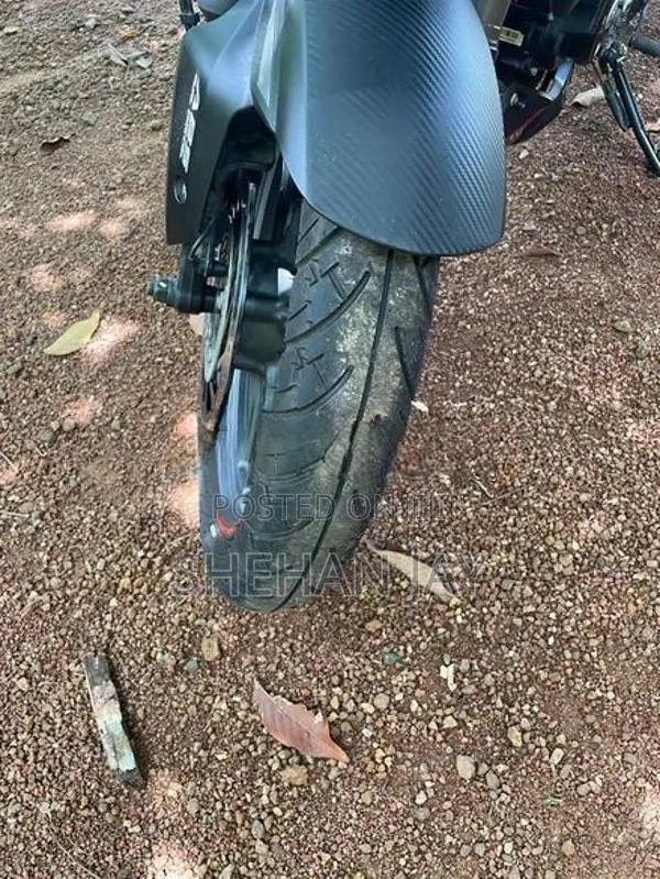 Bajaj Pulsar NS200 2025